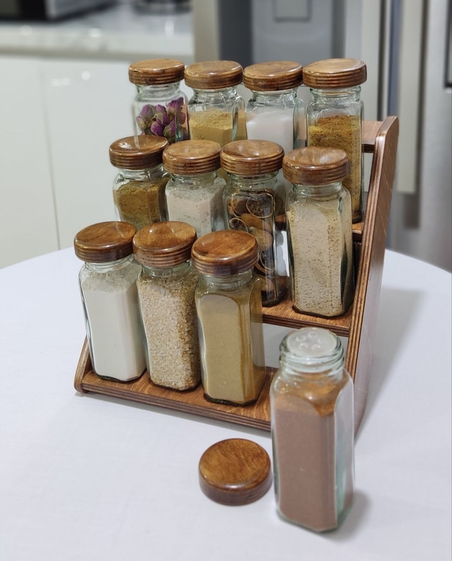 سرویس ادویه پاش ۱۲ عددی درب چوبی همره استند دو حالته